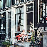 A couple Dutch ladies enjoying the afternoon. Laura Thonne@Unsplash