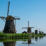 The historic Kinderdijk, Holland. aref akminasi@Unsplash
