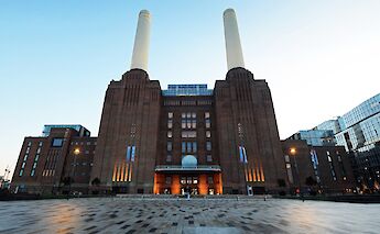Battersea Power Station, London, England. Mark@Flickr