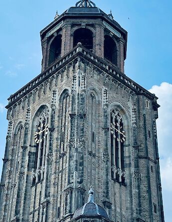 Lebuineskerk in Deventer. Maarten Scheer@Unsplash