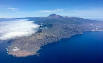 Tenerife from above, Spain. Wojciech Portnicki@Unsplash