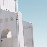 Exterior of the Griffith Observatory, Los Angeles, California, USA. Laura Martin@Unsplash