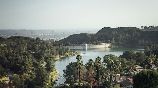 Hollywood Reservoir Los Angeles E-MTB Tour, Los Angeles, CA