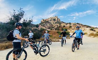 Group gathered on the Backbone Trail, Malibu, California, USA. CC:LifeRush Adventures