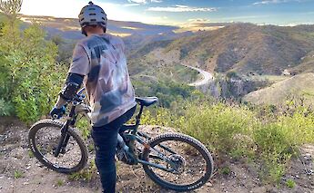 Admiring the view on the Backbone Trail, Malibu, California, USA. CC:LifeRush Adventures