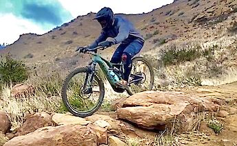 E-MTB Tour, Oak Park, CA, USA.