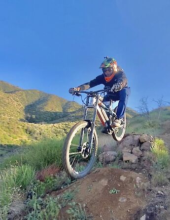 E-MTB Tour, Oak Park, CA, USA.