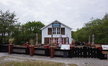 The Bessenschuur is a cozy place to learn about Terschelling’s unique cranberry heritage. to-BBT