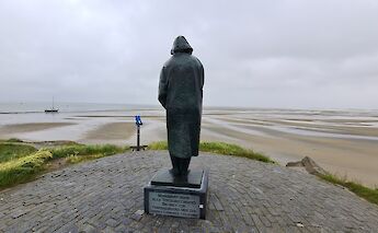 The Monument for the Lost Terschellingers commemorates the islanders who went to sea but never returned. to-BBT