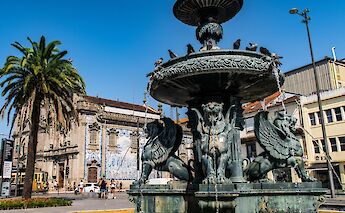 Fountain in Porto, Portugal bike tours. Svetlana Gumerova@Unsplash