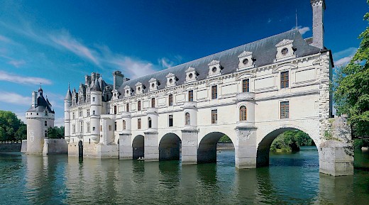 Grand Châteaux & Gardens of the Loire Valley