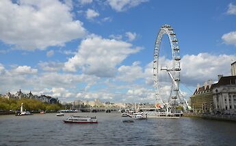 London Eye, London, England. zeynep elif ozdemir@Unsplash