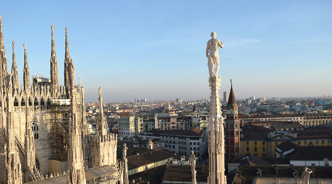 Skyline of Milan, Italy. Chris Barbalis@Unsplash