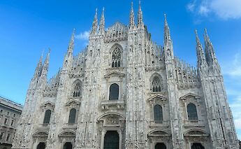 Blue skies over Duomo, Milan, Italy. Tom S@Unsplash