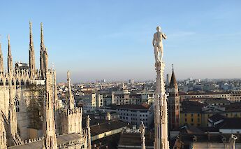Skyline of Milan, Italy. Chris Barbalis@Unsplash