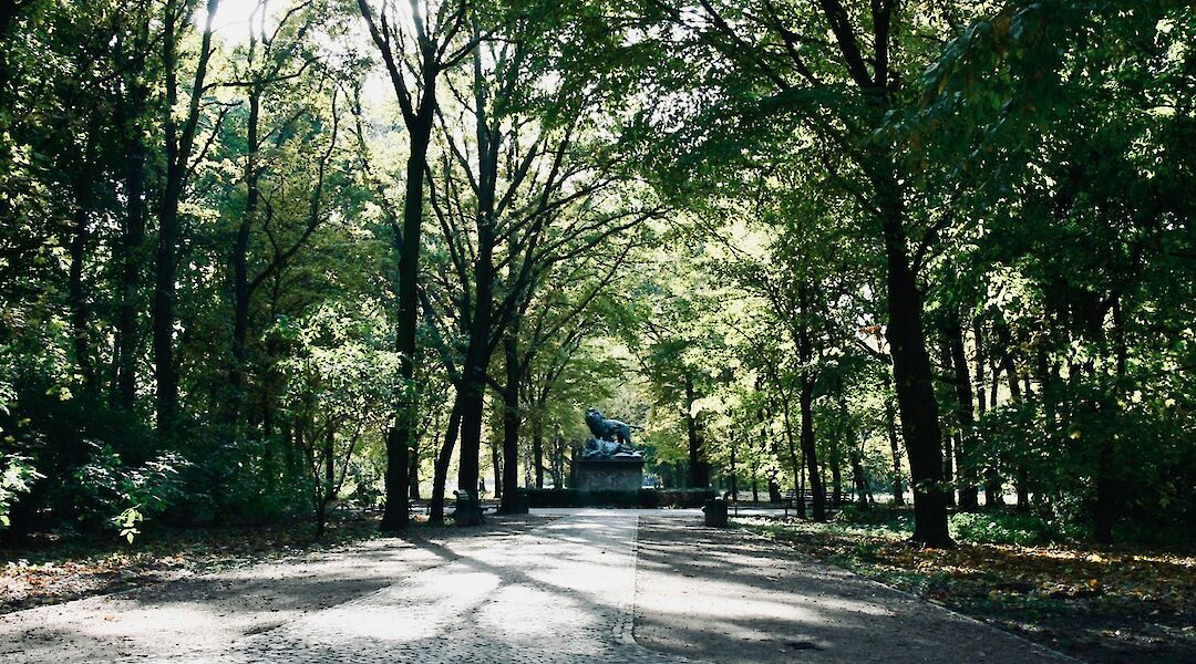 Statue in the Tiergarten, Berlin, Germany. Chad Greiter@Unsplash