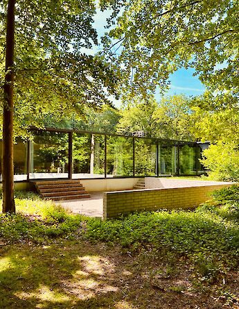 Kroller-Muller Museum, Otterlo, Holland. Unsplash:PJ DC