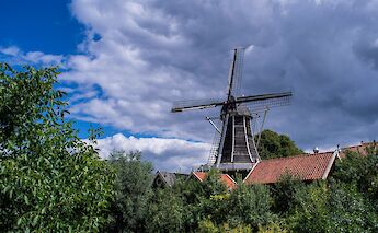 Windmill in Hattem, Holland. Unsplash:Lucas Van Oort