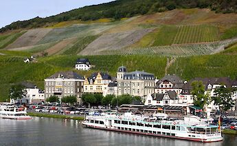 Boats docked at Traben Trarbach, Germany. Flickr:Wilhelm Rosenkranz
