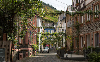 Street in Traben Trarbach, Germany. Flickr:!Koss