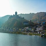 Reichsburg Castle next to the river, Cochem, Germany. Unsplash:Miguel Angel Sanz