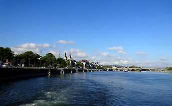 Koblenz from the river, Germany. Flickr:ms.wissenschaft