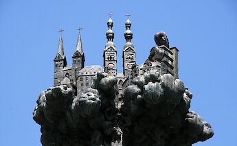 Statue in Koblenz, Germany. Flickr:Diethelm Scheidereit