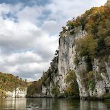 Riverside cliffs, Kelheim, Germany. Unsplash:Wolfgang Weiser