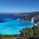 The turquoise waters of Myrtos Beach. Pexels:DimitrisChr