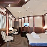 Cabin 2, Running on Waves, Bike and boat tour