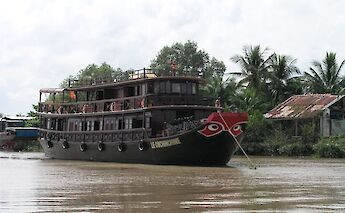 Funan Cruise on the river