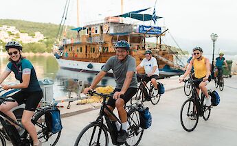 Starting a bike tour from the boat. CC:Kleomenis Koufaliotis
