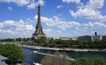 Eiffel Tower and the River Seine, Paris, France. Jenny Frost@Unsplash