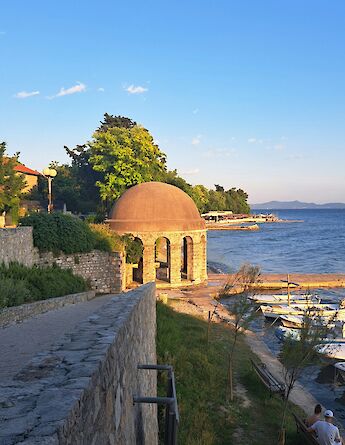 Sunset by the sea in Zadar, Croatia. Unsplash:Marta Pedic