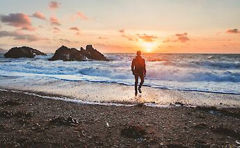 Gorgeous costal views in Wales. JoshuaEarle@unsplash
