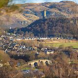 Wallace monument and Stirling Old Bridge. Stuart's Bicycle Tours