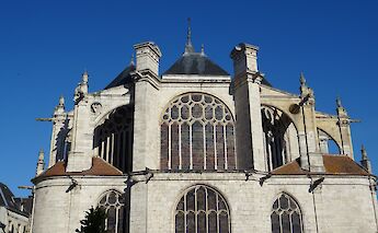 Eglise Sainte Madeleine, Montargis, France. Flickr:Olive Titus