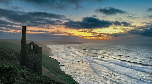 A clifftop engine house, Cornwall. unsp Dan Norris