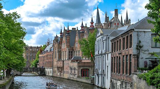 9 night  guided bike and boat tour in Holland, France and Belgium  aboard Magnifique X