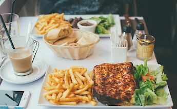 Croque Monsieur in Paris. Huy Phan@pexels