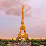 Golden hour in Paris. Eugene Dorosh@pexels