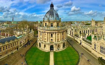 The iconic Radcliffe Camera in Oxford. Ben Seymour@unsplash