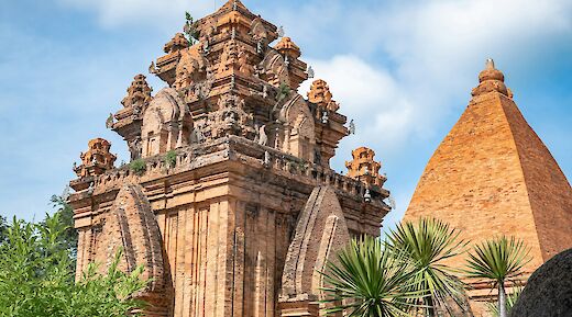 9 night  guided or supported bike tour in Vietnam