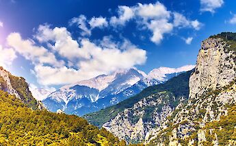 Mount Olympus bathed in sunlight. toABB