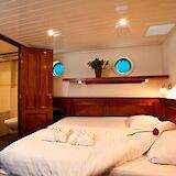 Double Cabin, Simmer fan Fryslân, Bike & Boat Tour