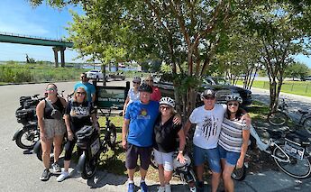 Group photo under a tree, Wilmington, North Carolina, USA. CC:TO