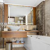 Executive Suite, Nebu, Bike and Boat Tour