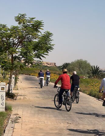 Cycling along the riverbank in Aswan. toBBT