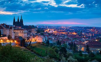 Evening view over Prague. Frantisek Zelinka@unsplash