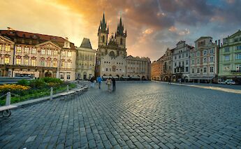 Prague Old Town Square at sunset. Ian Kelsall@unsplash